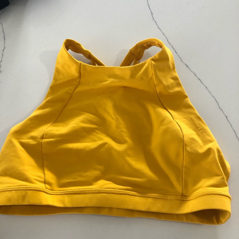 Lululemon free to be serene high neck